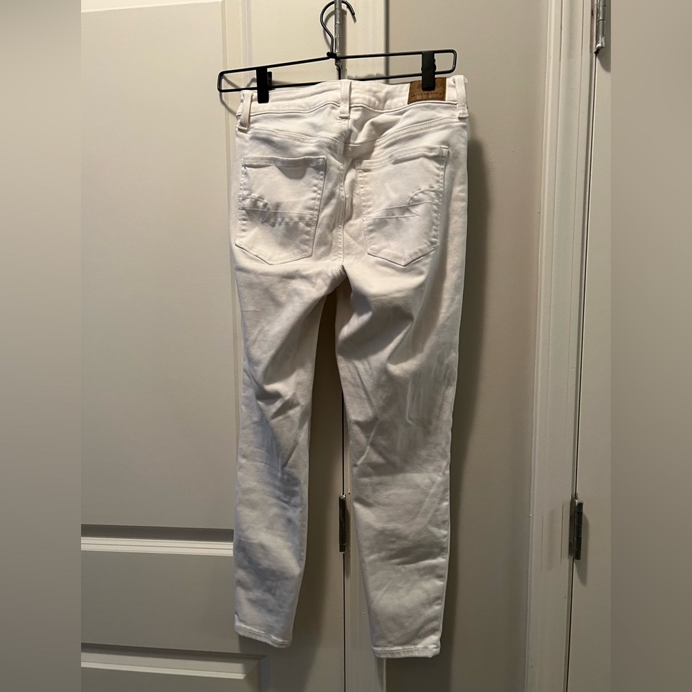 American eagle white skinny jeans